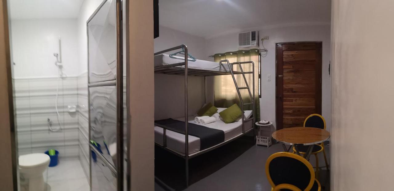 Rain Haven Lodging House Coron Exterior photo